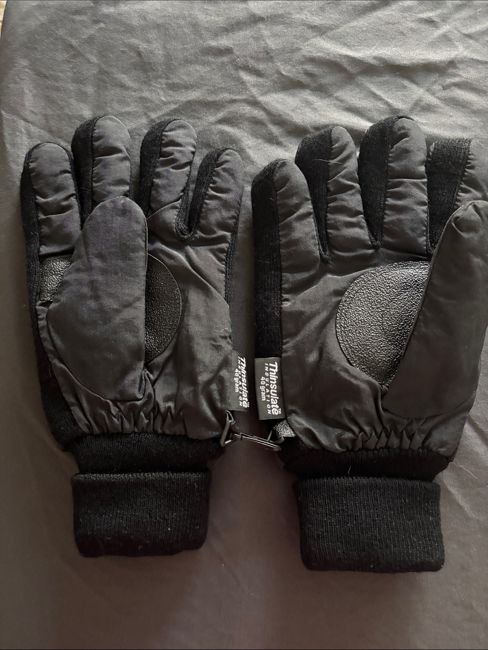 3M Thinsulate Black Men's Insulated Winter Gloves with Grip Patches